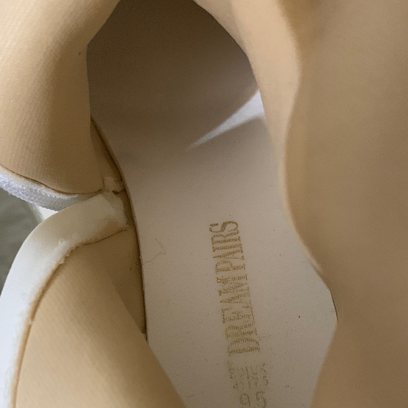 Dream Pairs White Ankle Boots - Picture 16 of 16